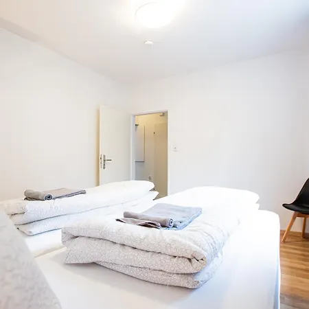 Apartment On The Outskirts Of Town With Balcony And Parking Space Wurzburg