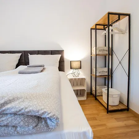 On The Outskirts Of Town With Balcony And Parking Space * Wurzburg