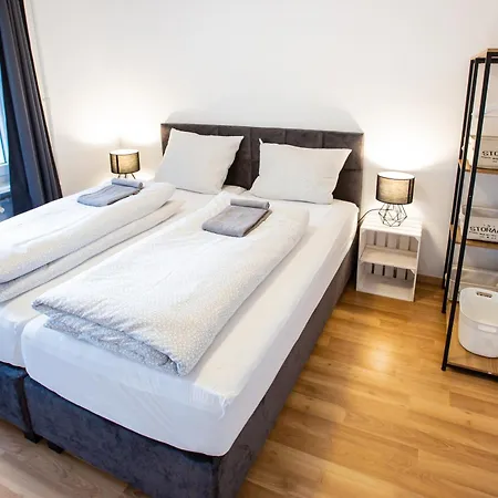 On The Outskirts Of Town With Balcony And Parking Space Апартаменты