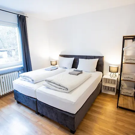 On The Outskirts Of Town With Balcony And Parking Space Apartment Wurzburg