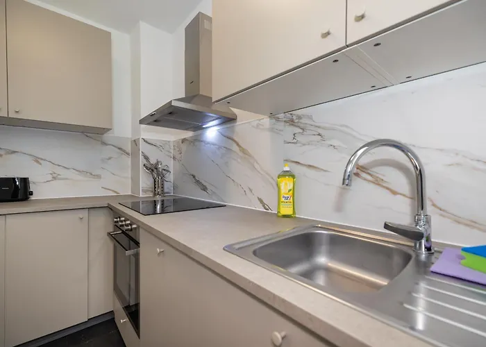 Apartment On The Outskirts Of Town With Balcony And Parking Space Würzburg
